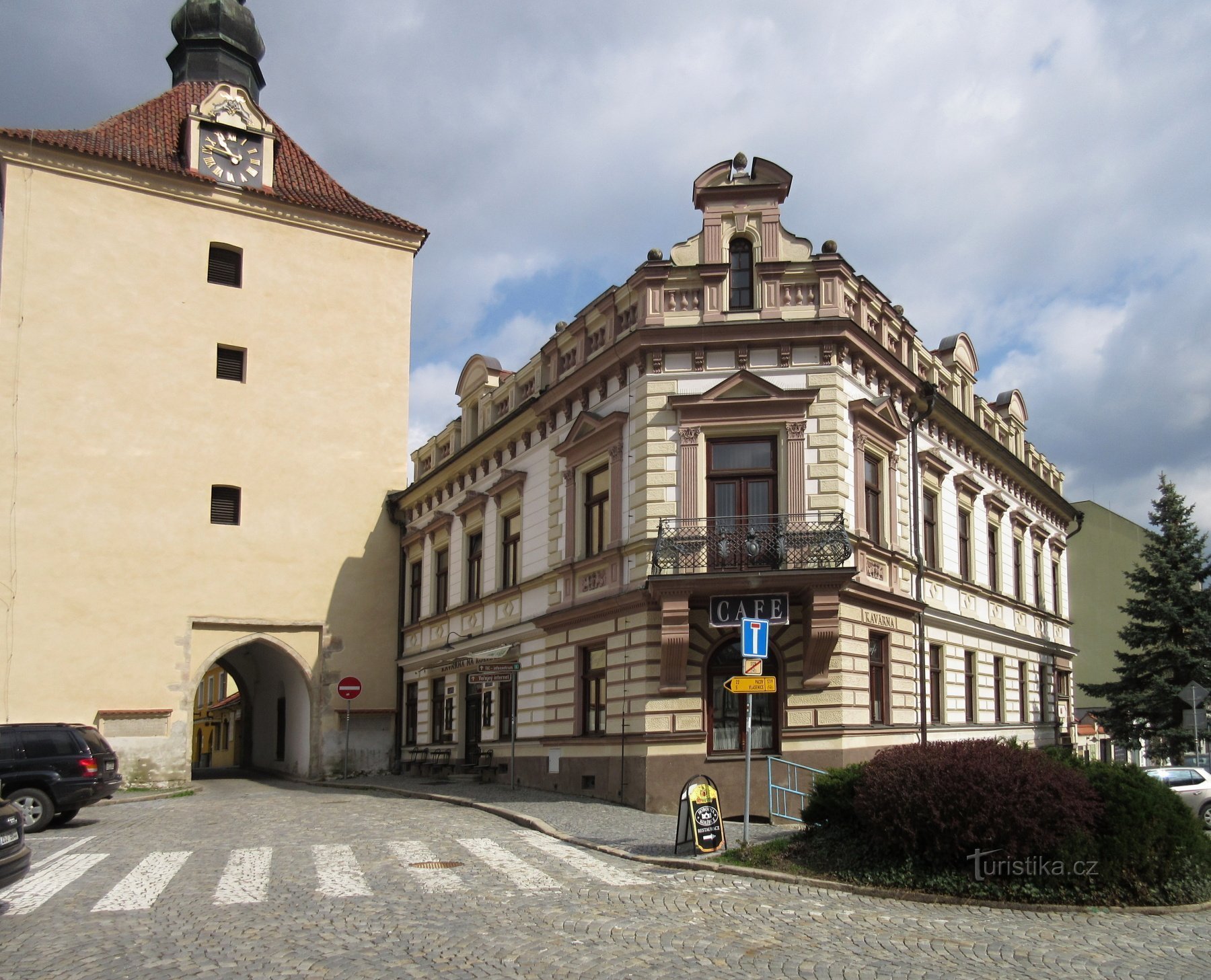 Og den anden - 25 Příkopy street