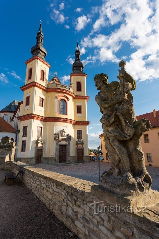 In Litomyšl - Cerkev Najdenja sv. Križi v Litomyšlu