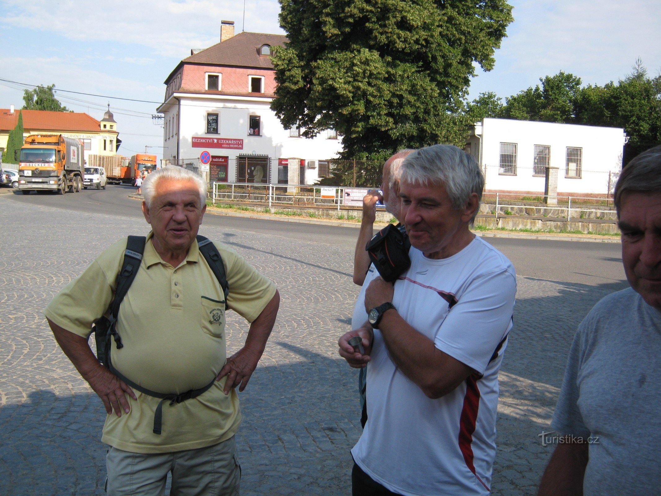 In zdaj na vlak