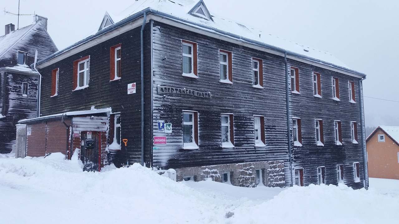 Abertam-Hütte im Winter