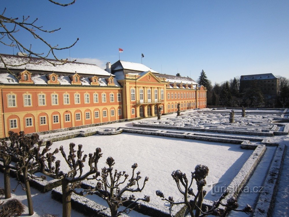 ADVENTSTIPS: Slottet Dobříš kommer att stå värd för en julmarknad den 7 december