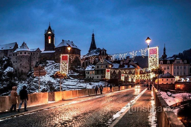 Piețe de Advent - Loket