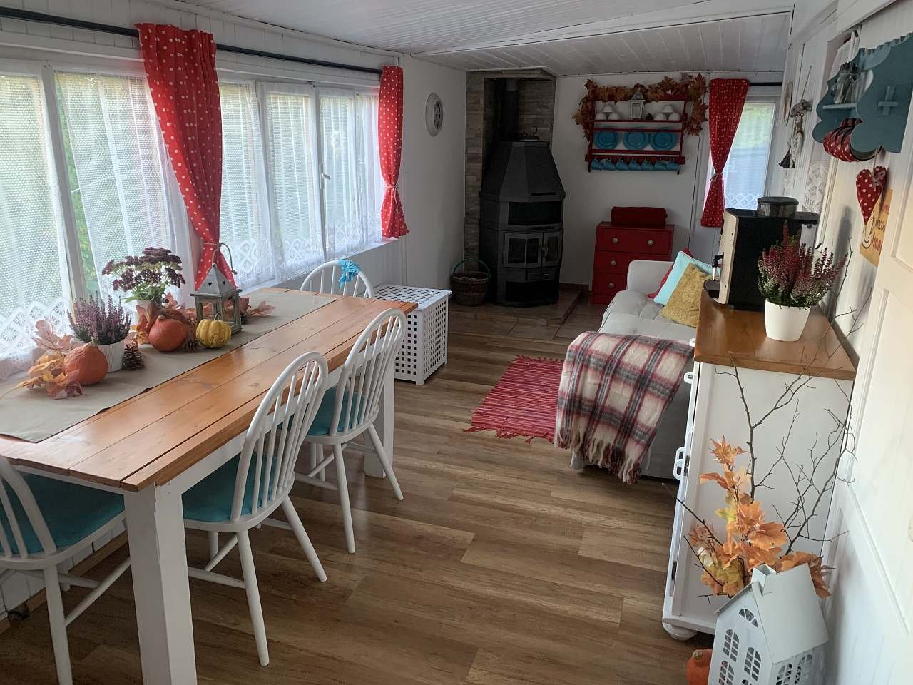 Agátka v podzimním kabátku