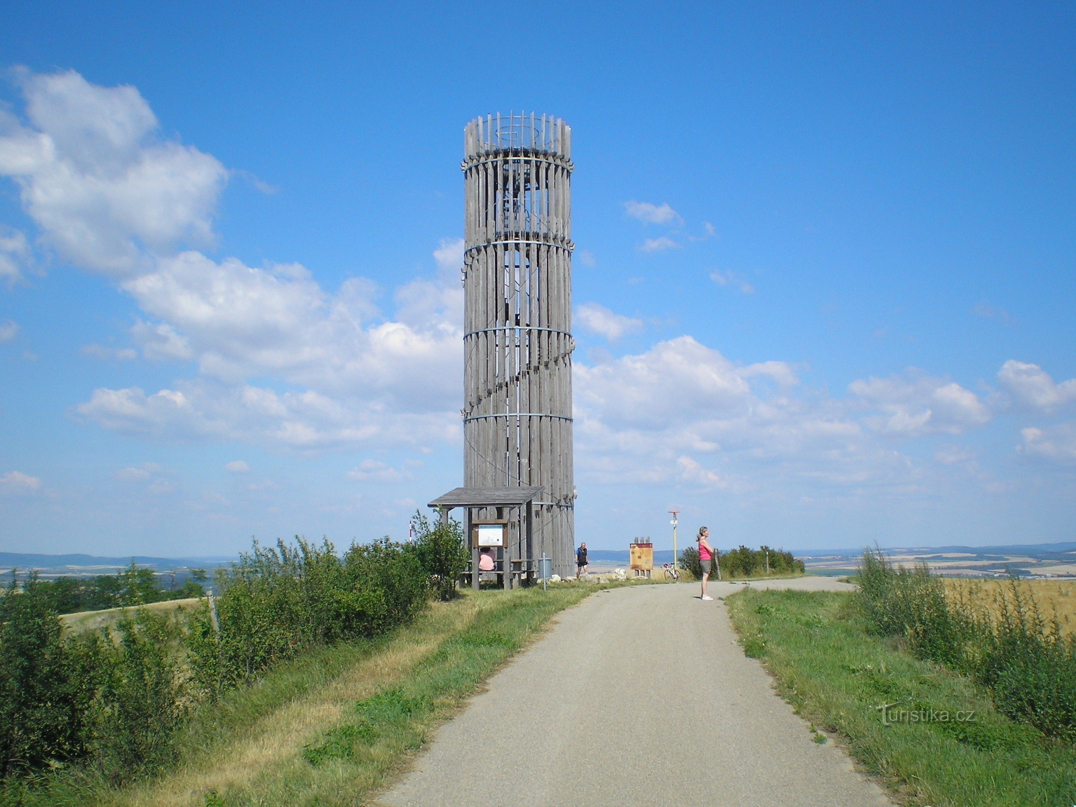 Tour de guet en acacia