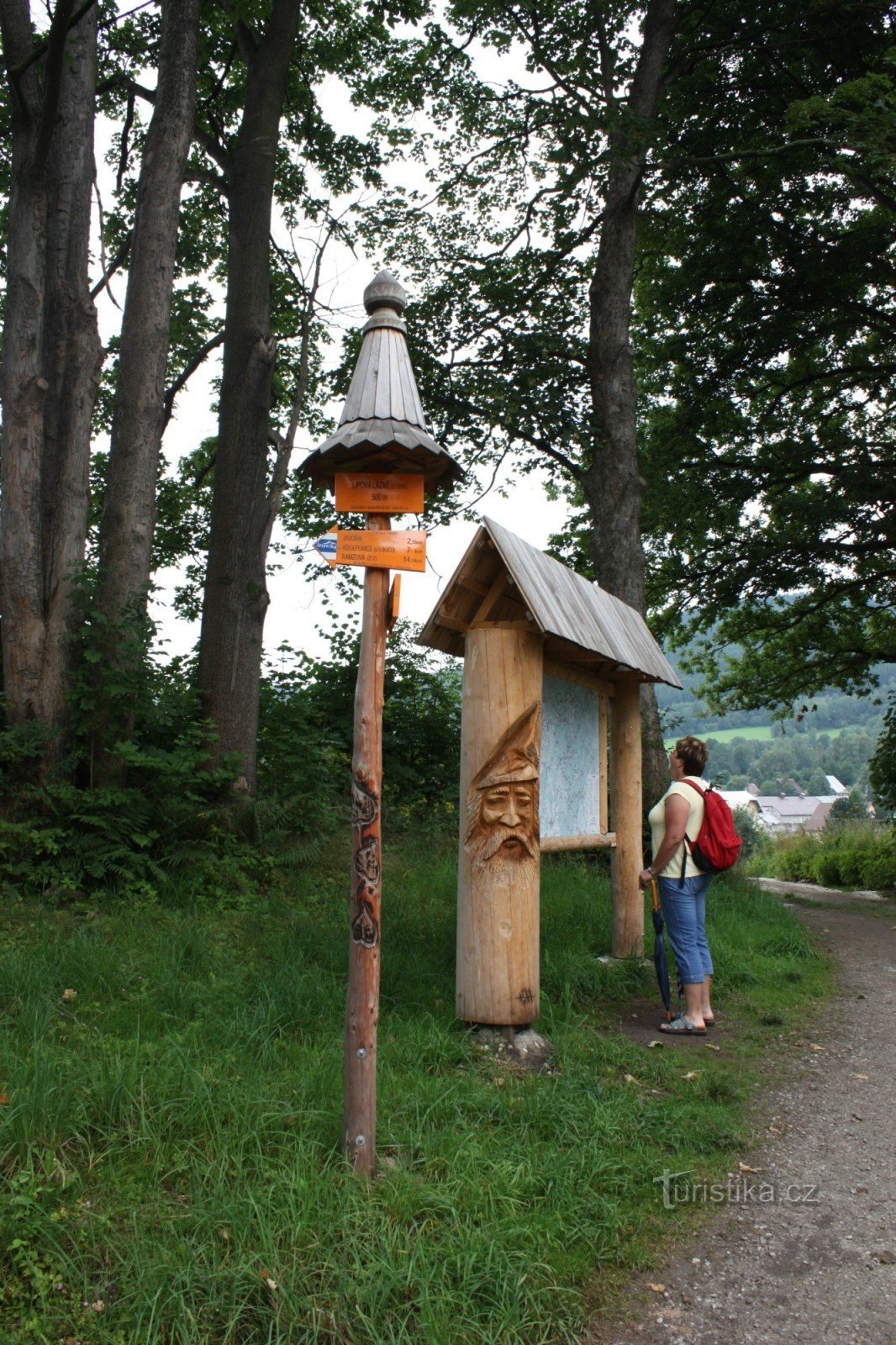 Sendero activo en el balneario de Dolní Lipová