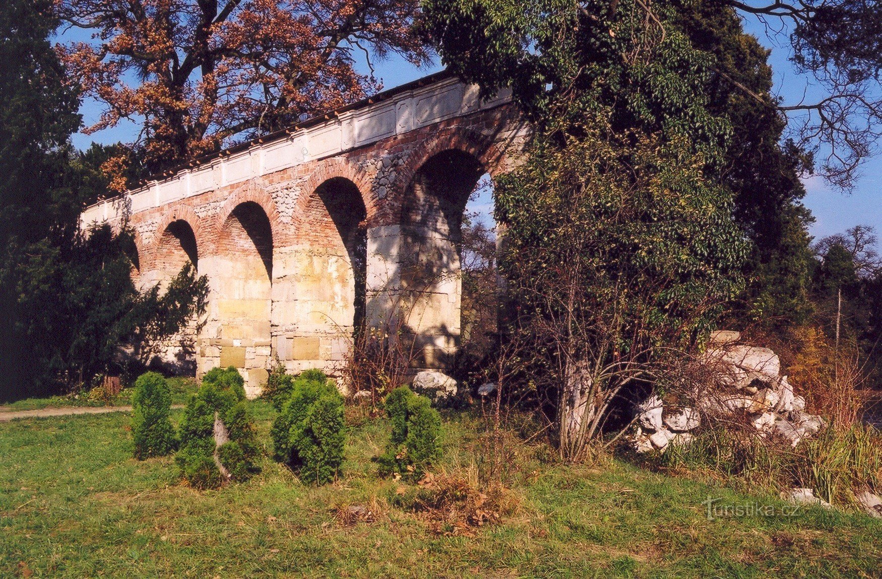 Aqueduct