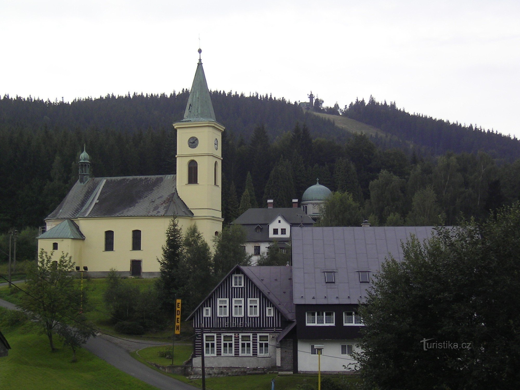 Albrechtice vastaan ​​Jizerskych horach
