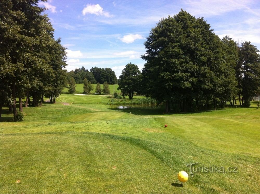 Alenina Lhota - golf course (Devil's Burden)