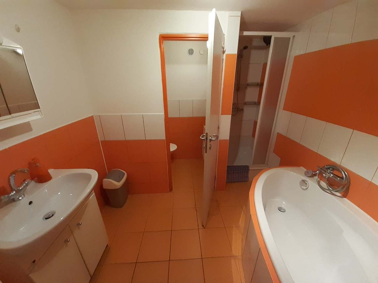 Salle de bain de l'appartement K