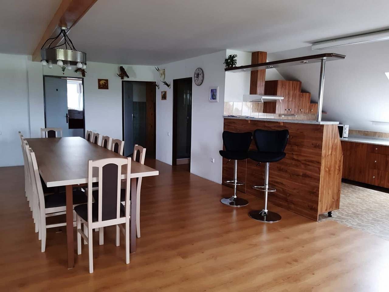 Appartement Pajrovna - salle commune