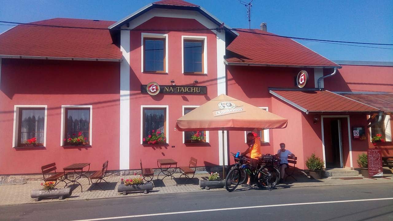 Apartmán u rybníku Tajch