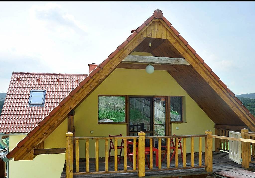 Apartmán v Rokytnici, balkon s 2. vchodem