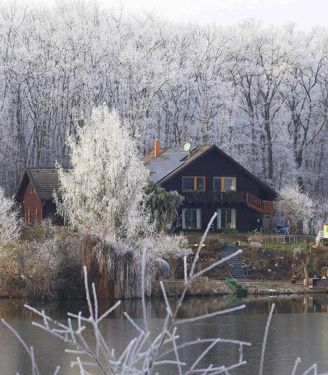 Apartmán ve srubu u jezera