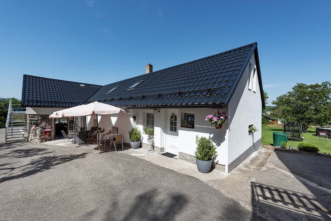 Apartmánový dům - dvůr