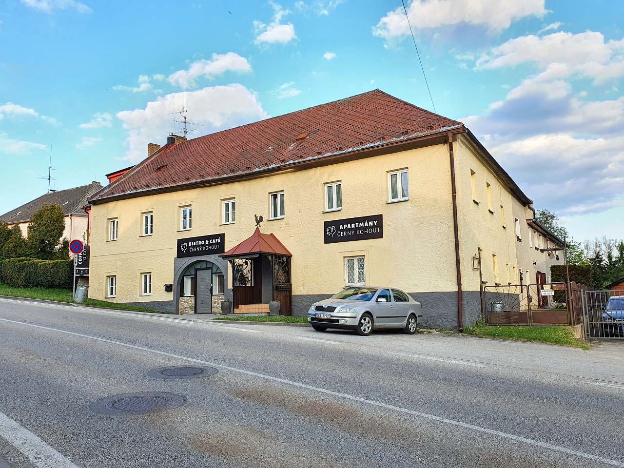 Appartementen ČERNÝ KOHOUT - gebouw