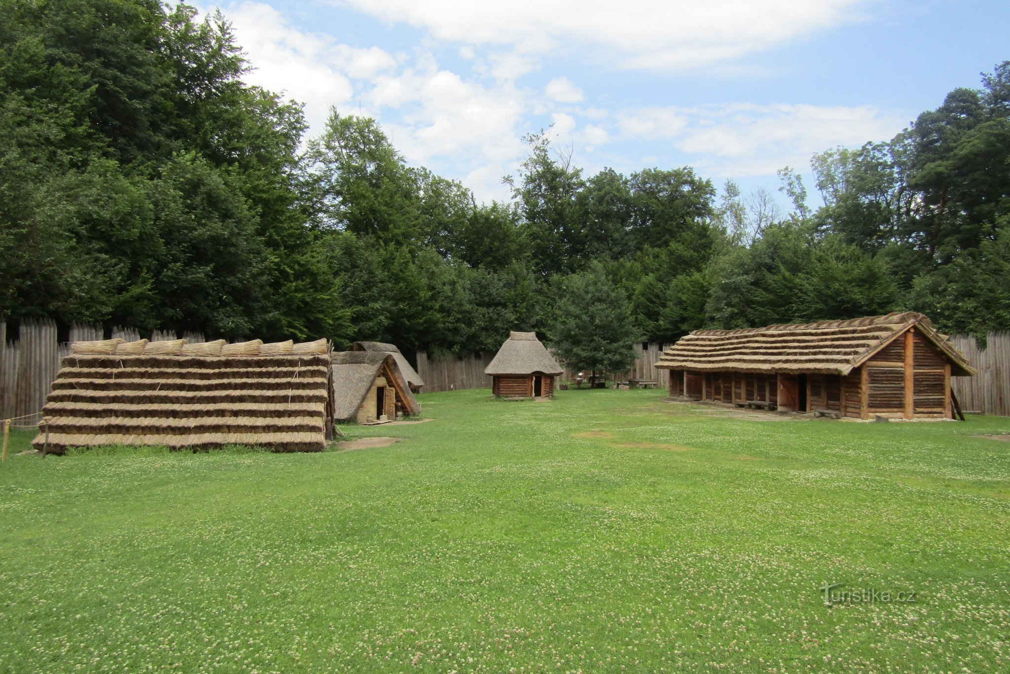 Archäopark in Chotěbuza-Podobor