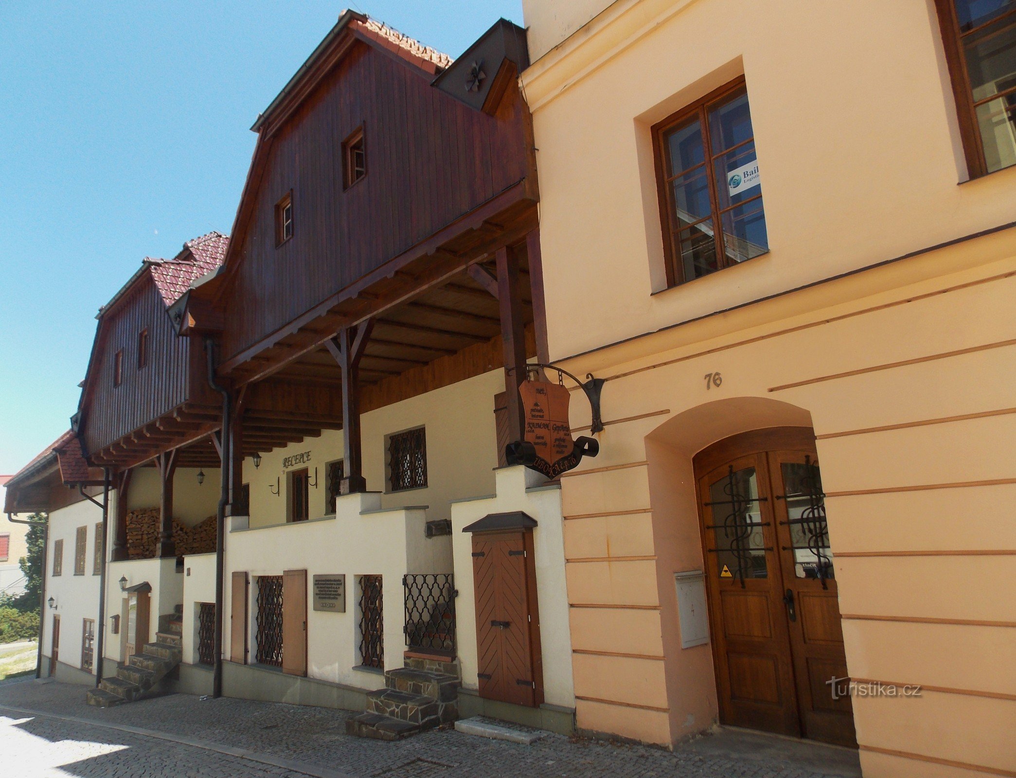 Αρχιτεκτονικό μνημείο - τρία εμπορικά σπίτια στο Frýdek