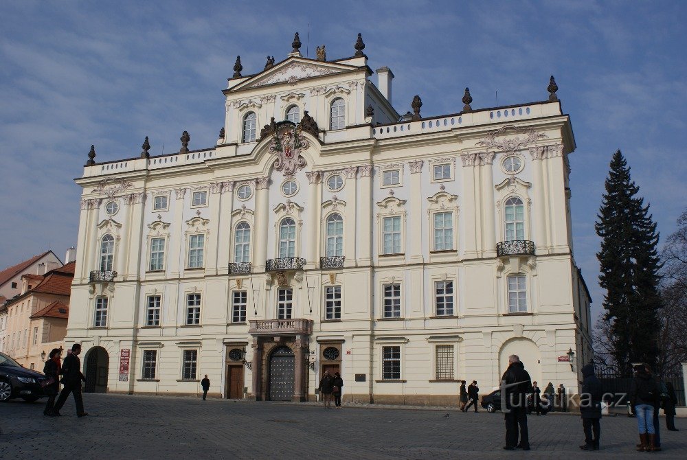 Arcibiskupský palác