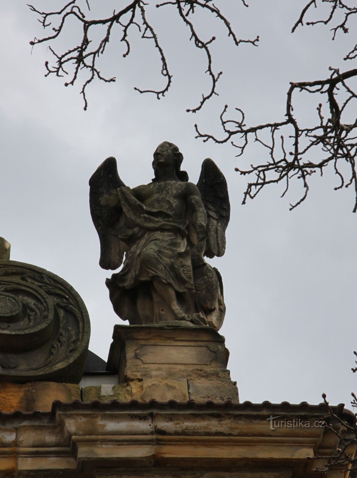 Området i kyrkan St. Wenceslas med kyrkogården