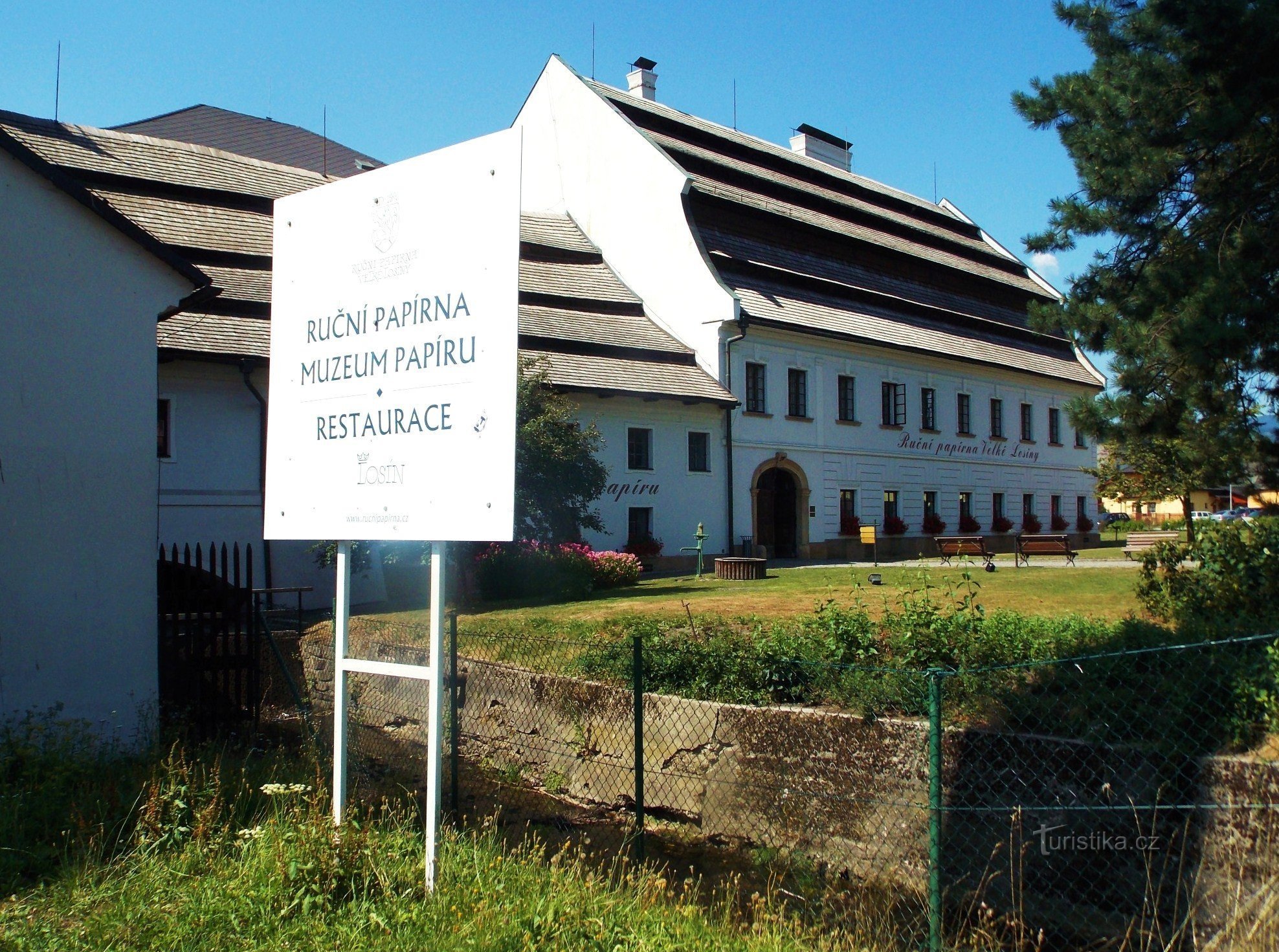 Standort der Handpapierfabrik mit Museum in Velké Losiny