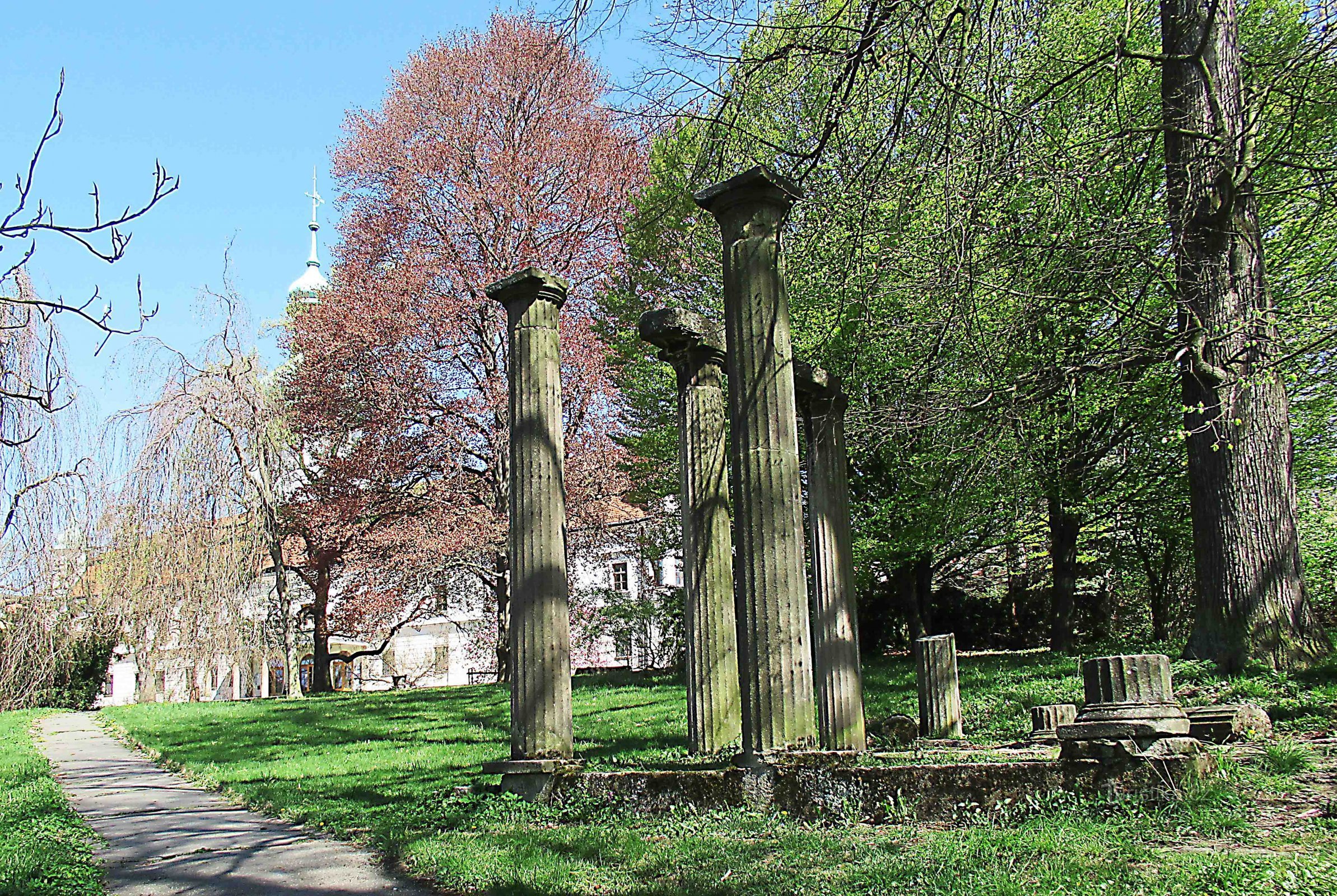 Het gebied van het kasteelpark in Vsetín