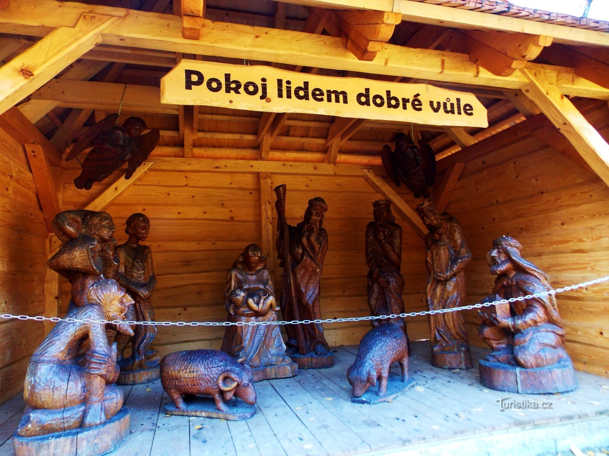 Attractiveness - a wooden nativity scene under Kyčerka in Velké Karlovice