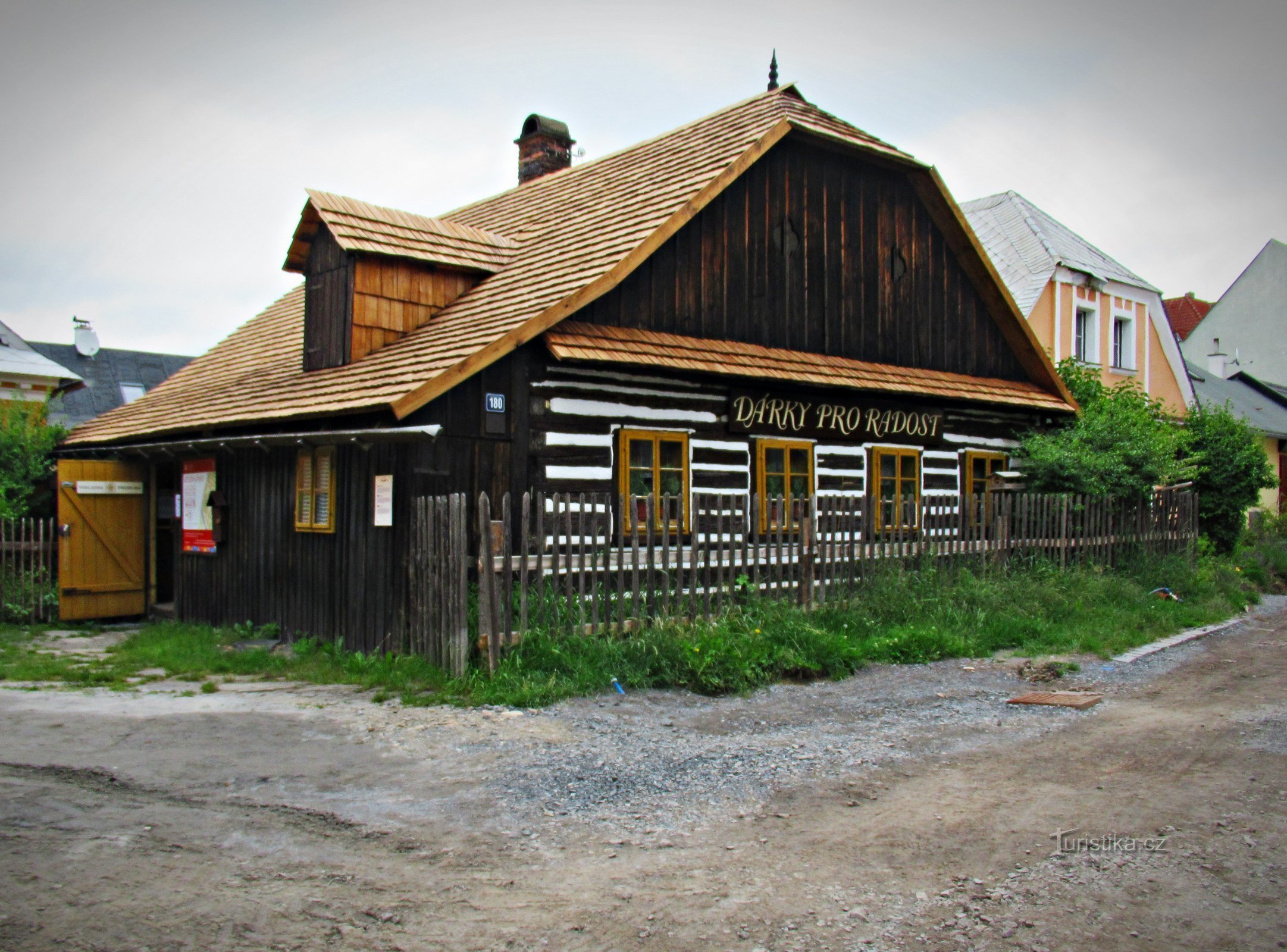 Un loc atractiv în Hlinsk - cabane Na Betlém