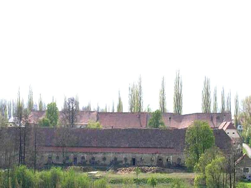 Auerspergský hospodářský dvůr