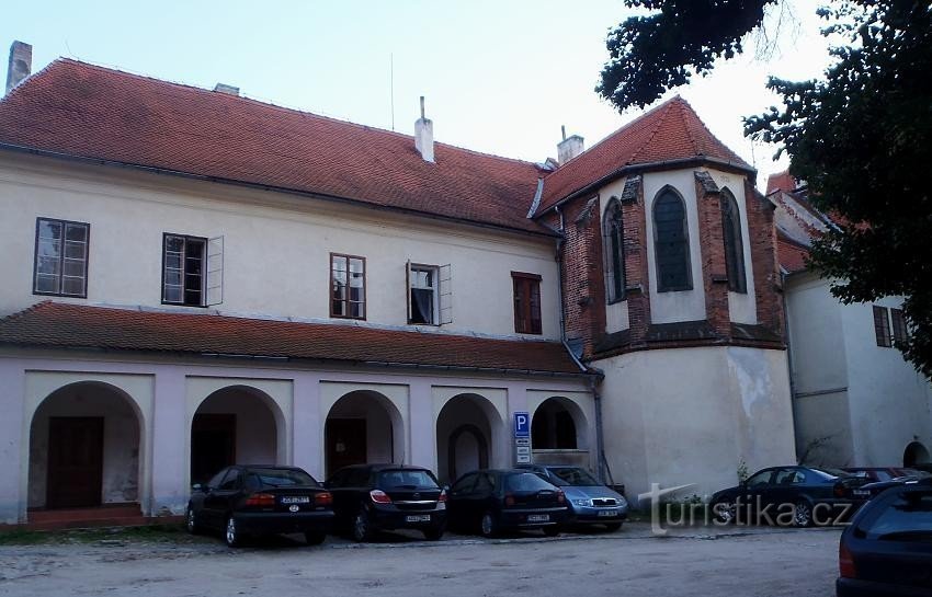 Augustinski samostan u Třebonu
