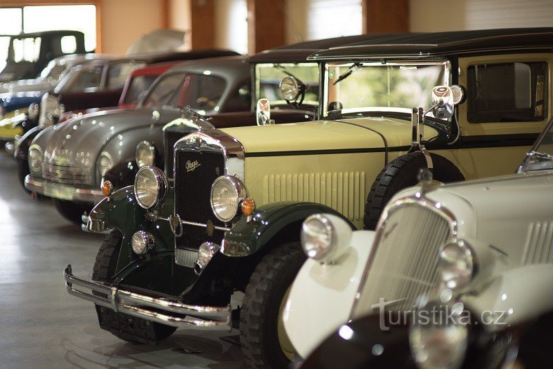 Auto moto muzej OLD TIMER Kopřivnice - muzej povijesnih automobila i motocikala