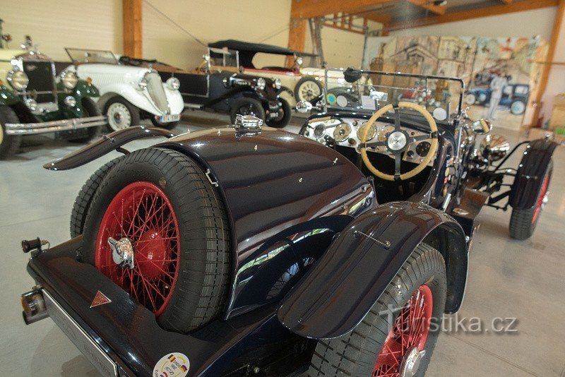 Musée de l'auto moto OLD TIMER Kopřivnice - musée des voitures et motos historiques