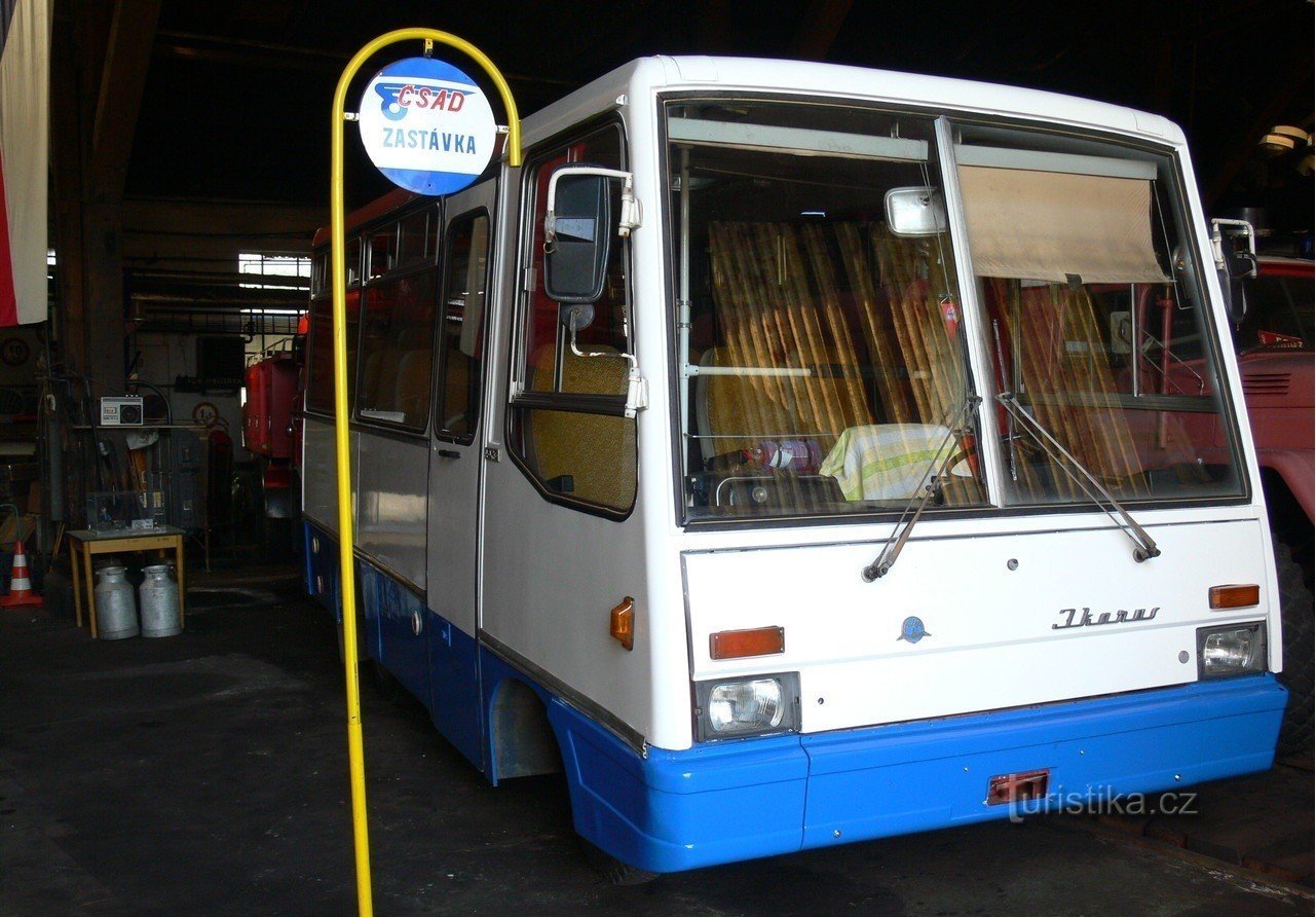Ônibus Ikarus