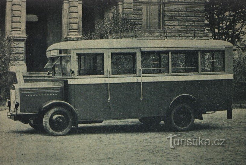 Autobus Škoda N 306