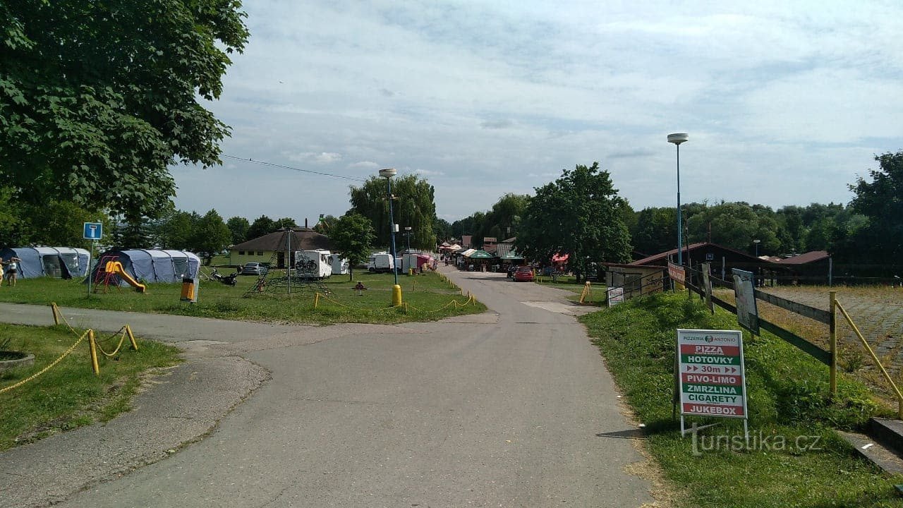 Autocamp Rozkoš near Česká Skalice