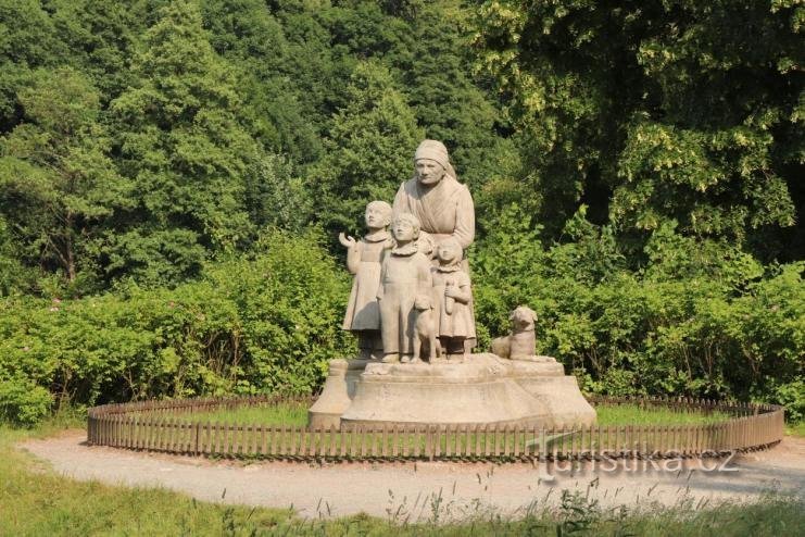 Oma met kleinkinderen