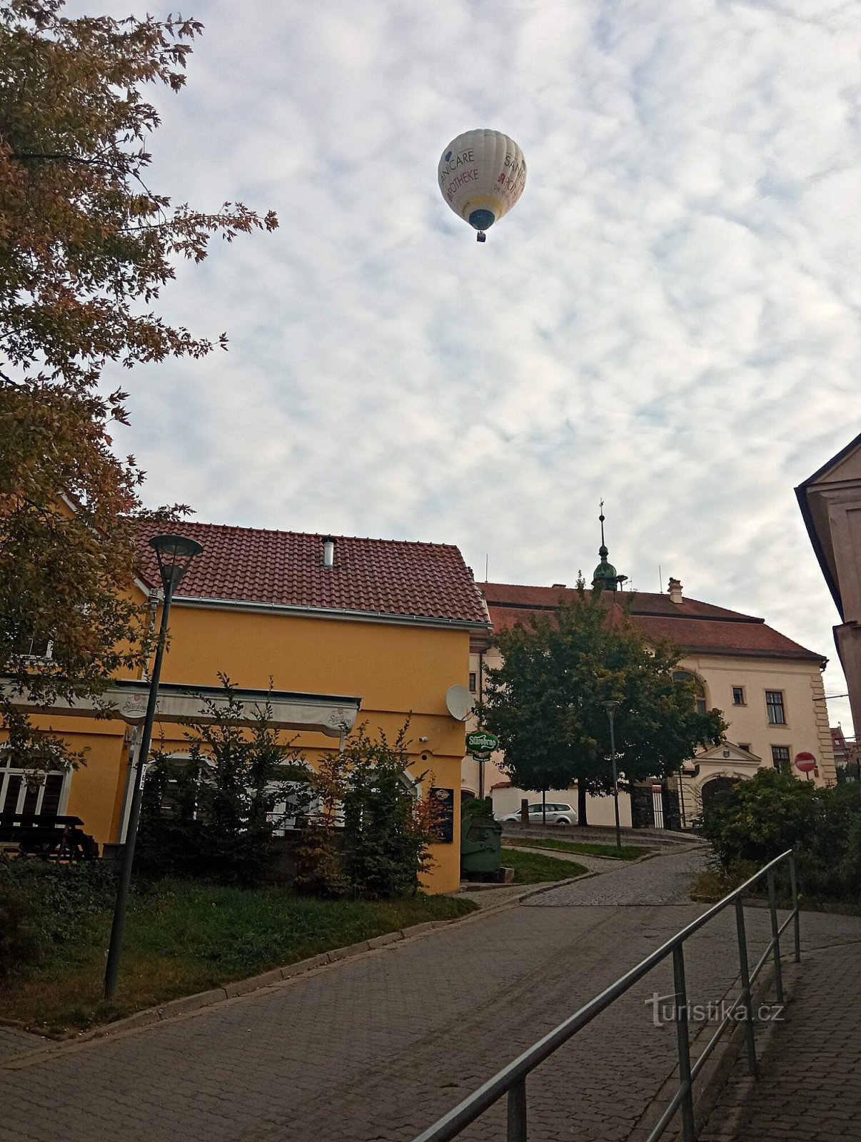 balão sobre Tišnov