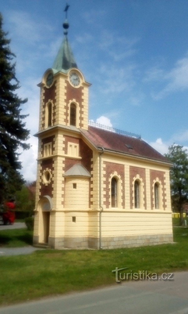 Chapelle baroque à Ostřešany