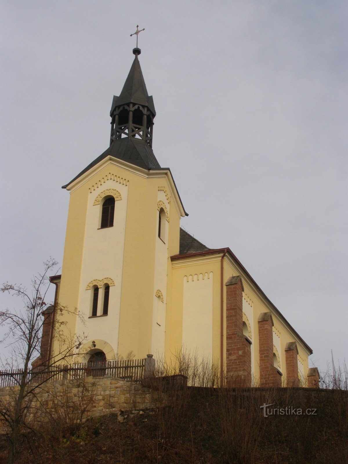 Batňovice - Iglesia de St. Bartolomé