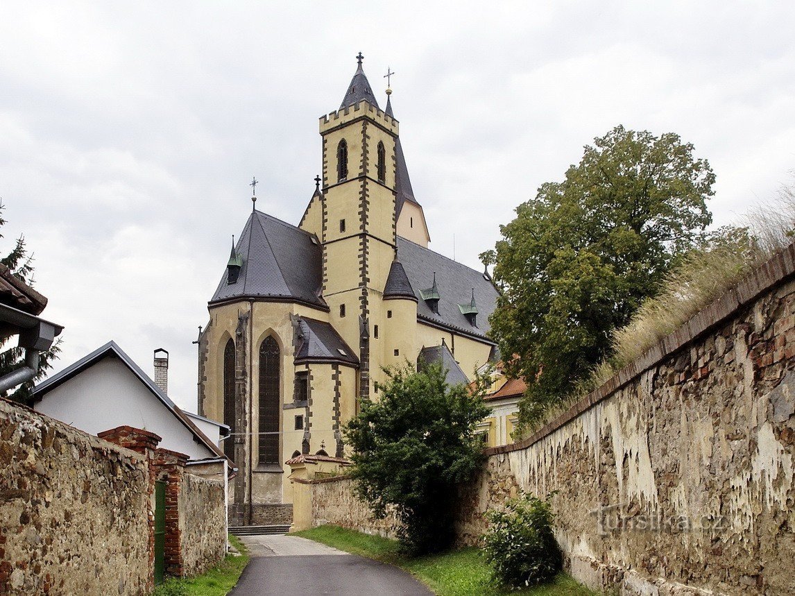 La chiesa del preside di Bavor
