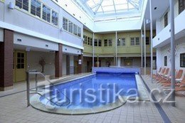 Bazén ve wellness hotelu Rezidence - Nové Hrady