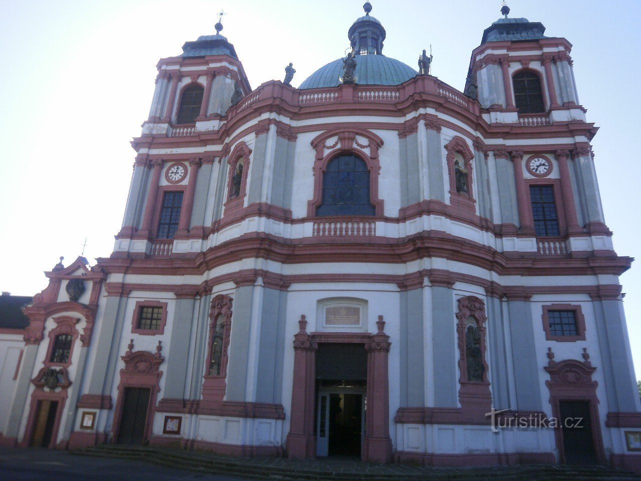 Basilique mineure de St. Lawrence et St. Zdislava
