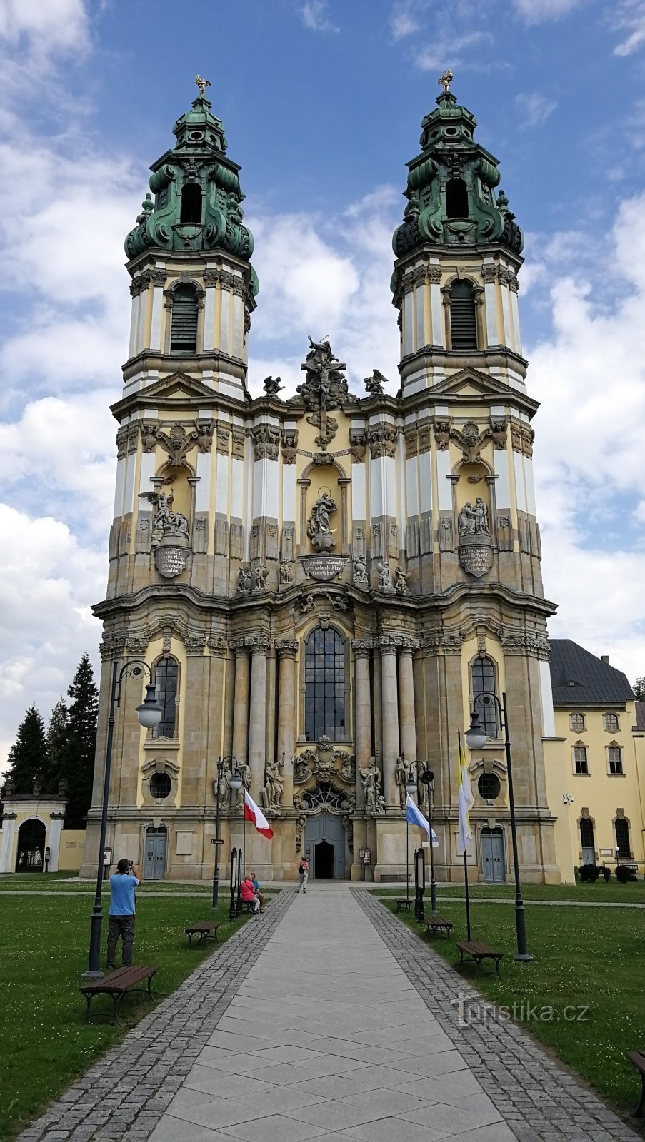 Jomfru Marias himmelfartsbasilika