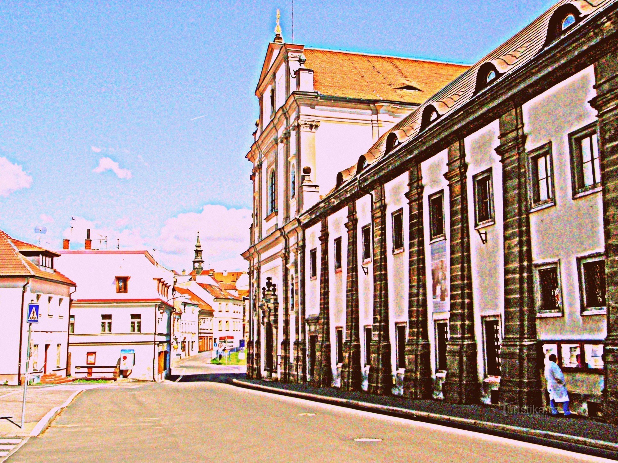 Basilique avec un monastère