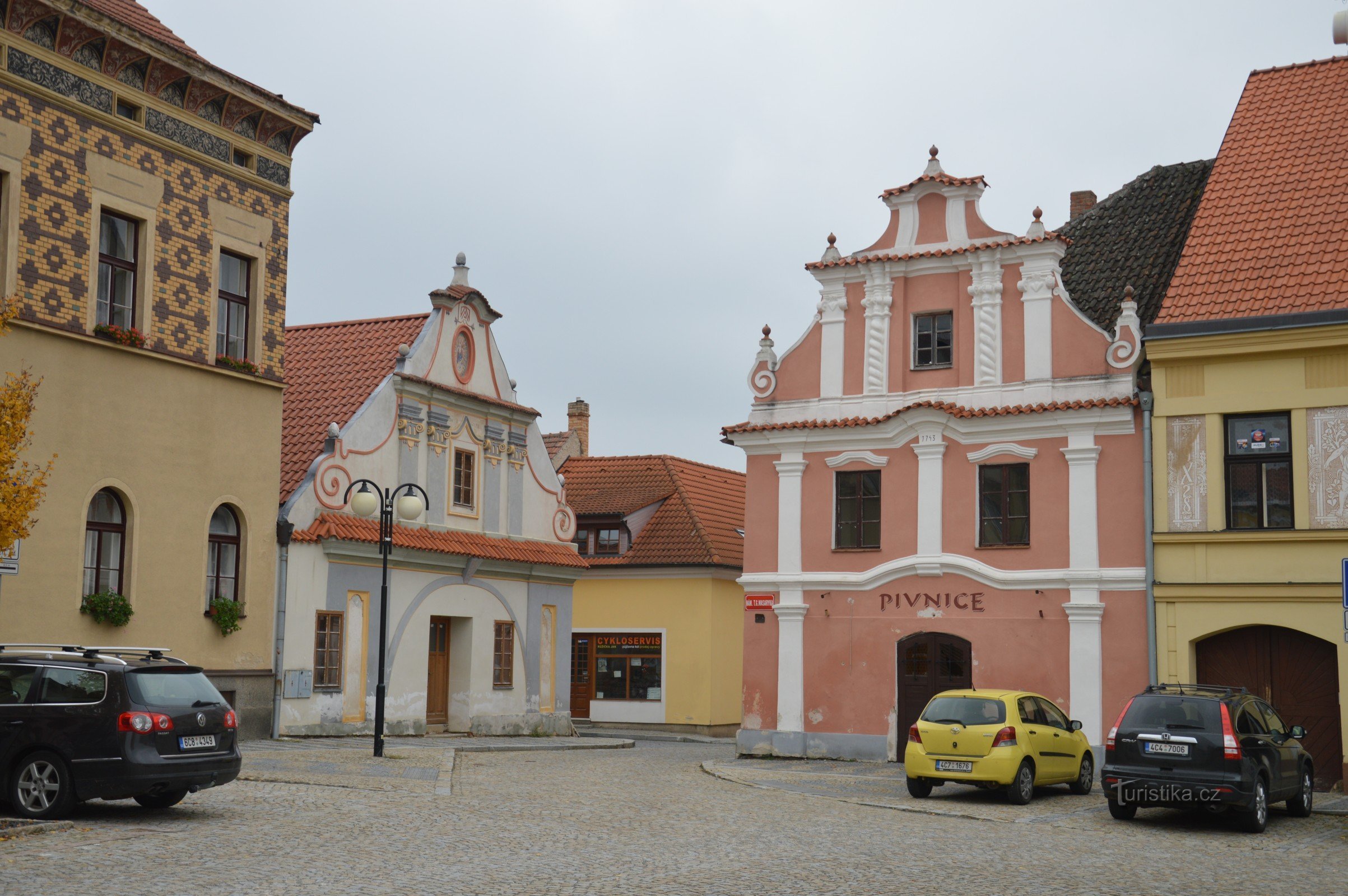 Bechyně - huizen op het plein