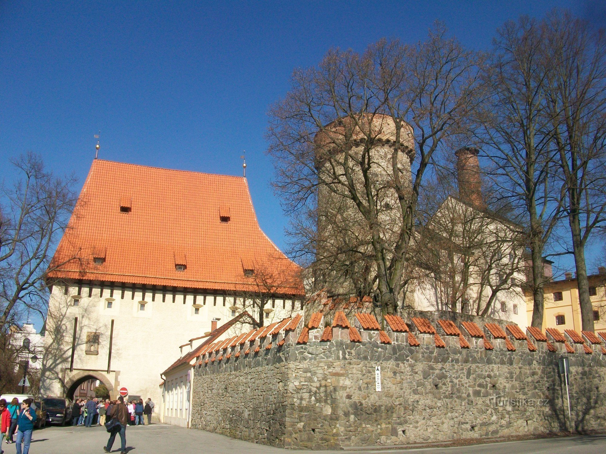 Bechyňská brána a věž Kotnova