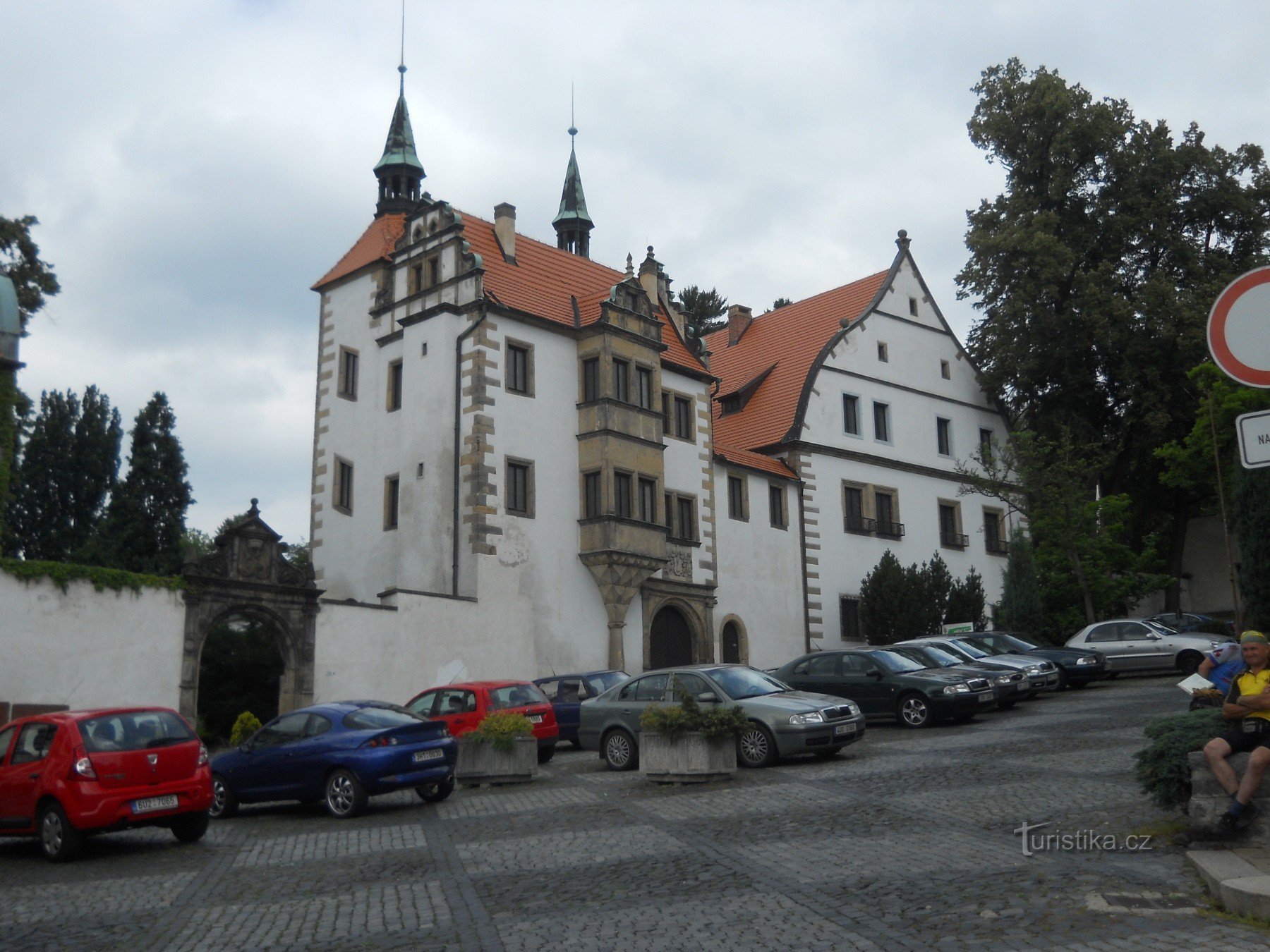 Benešov nad Ploučnicí – terenul castelului