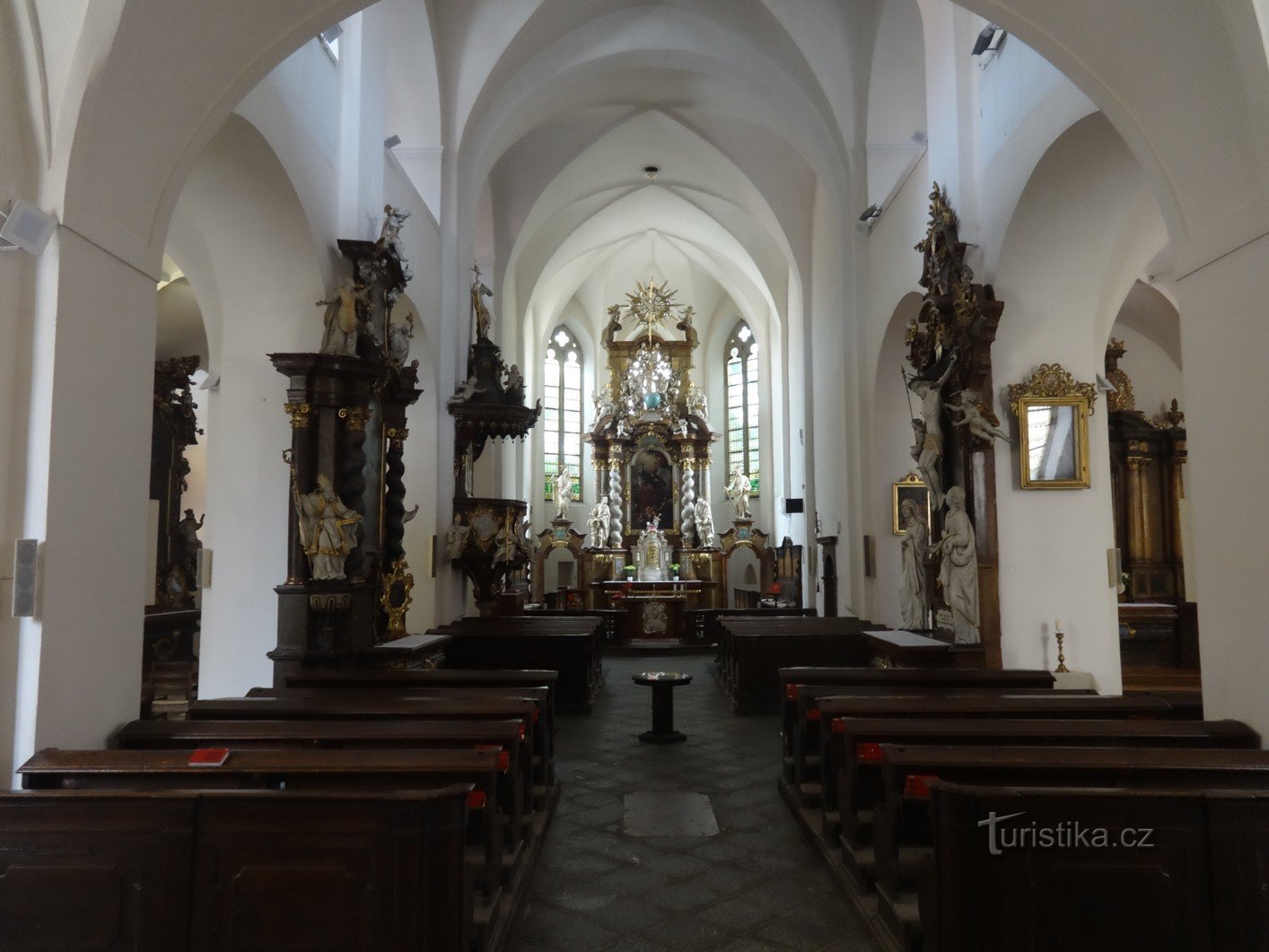 Beroun och St. Jacobs kyrka på Seydl Square