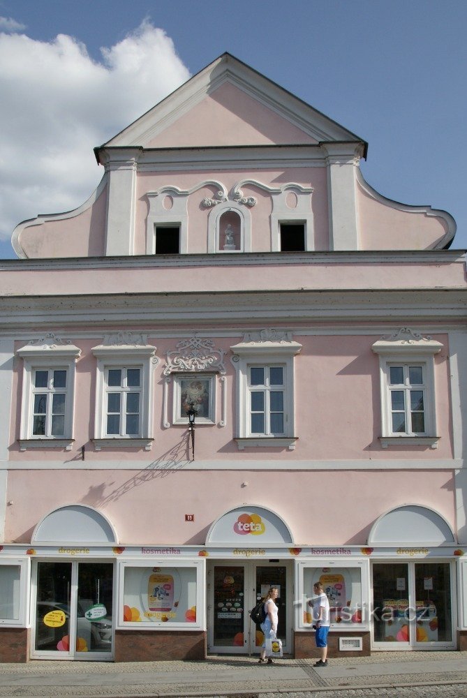 Beroun - maison de ville n°89