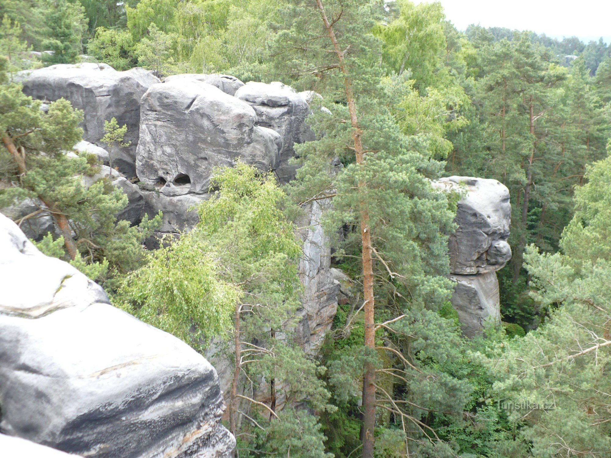 Rocas Besedické