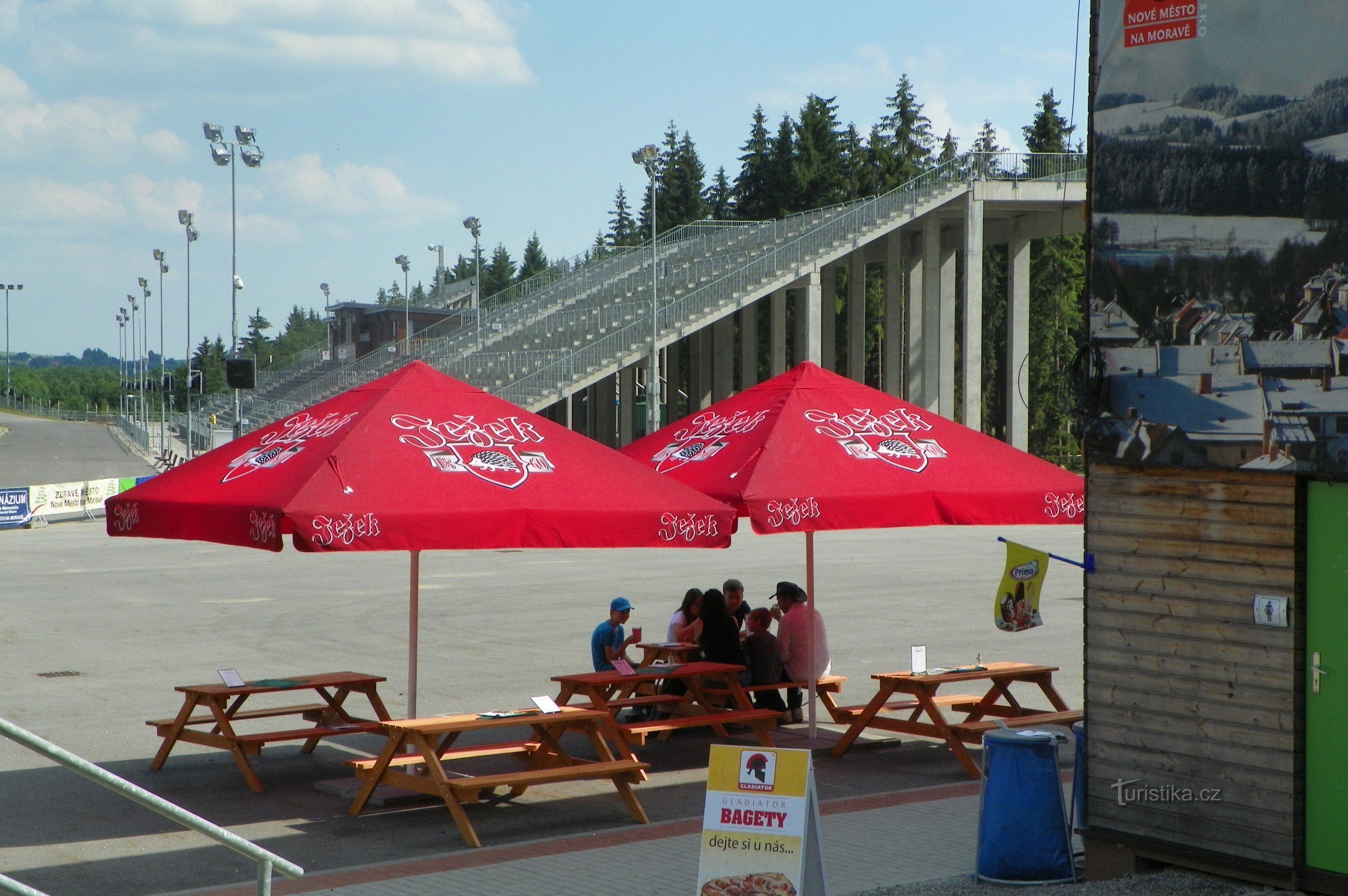 Pyörä - Hiihtokeskus Vysočina Arenalla